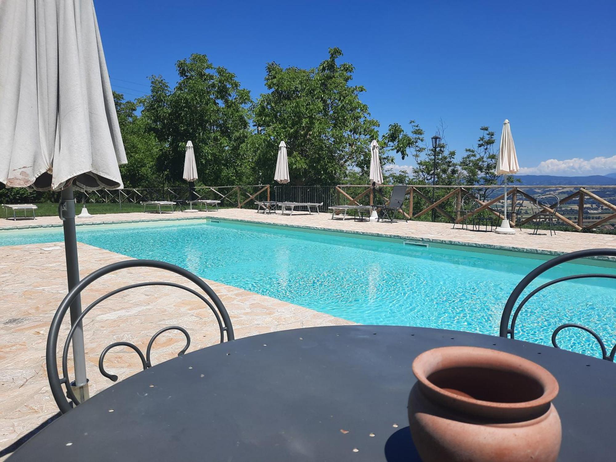 Agriturismo Tenuta Conti Faina フラッタ・トディーナ エクステリア 写真