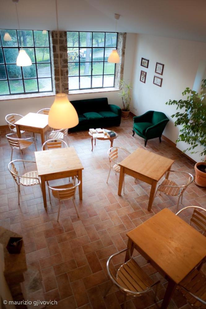 Agriturismo Tenuta Conti Faina フラッタ・トディーナ エクステリア 写真