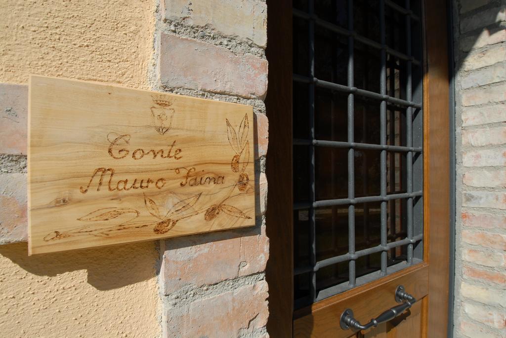 Agriturismo Tenuta Conti Faina フラッタ・トディーナ 部屋 写真