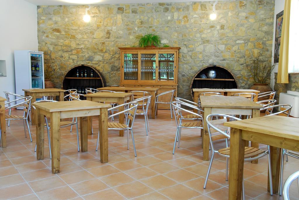 Agriturismo Tenuta Conti Faina フラッタ・トディーナ エクステリア 写真