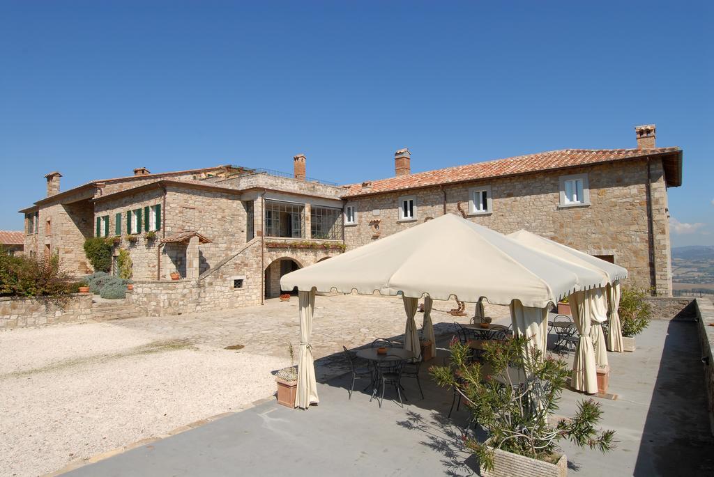 Agriturismo Tenuta Conti Faina フラッタ・トディーナ エクステリア 写真